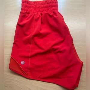 lululemon hotty hot shorts size 4, 4”